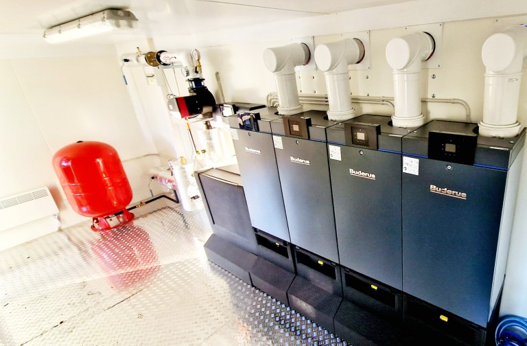 Konteinera tipa katlu māja 4 x 100kw Buderus katli